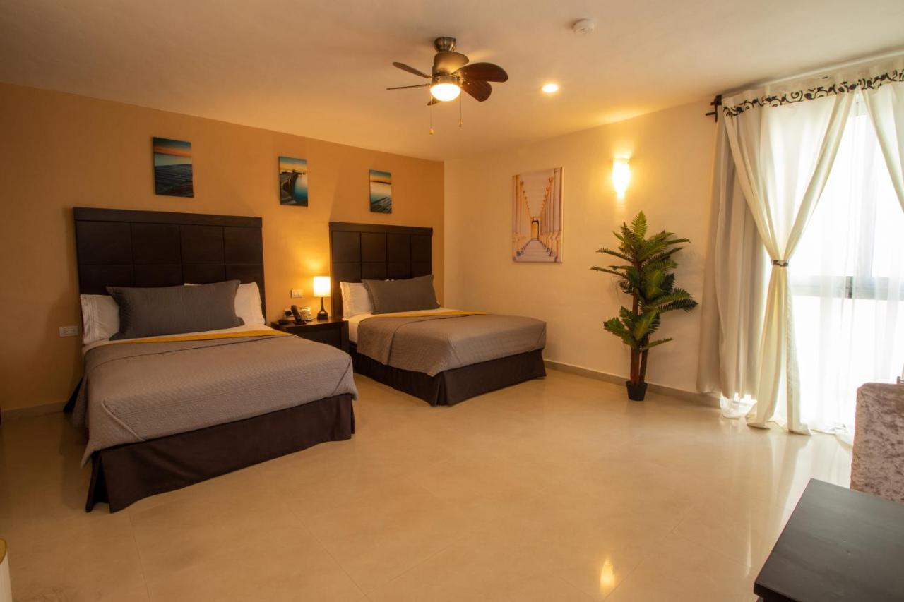 Hotel Villas Segovia Suites Playa Del Carmen Kültér fotó